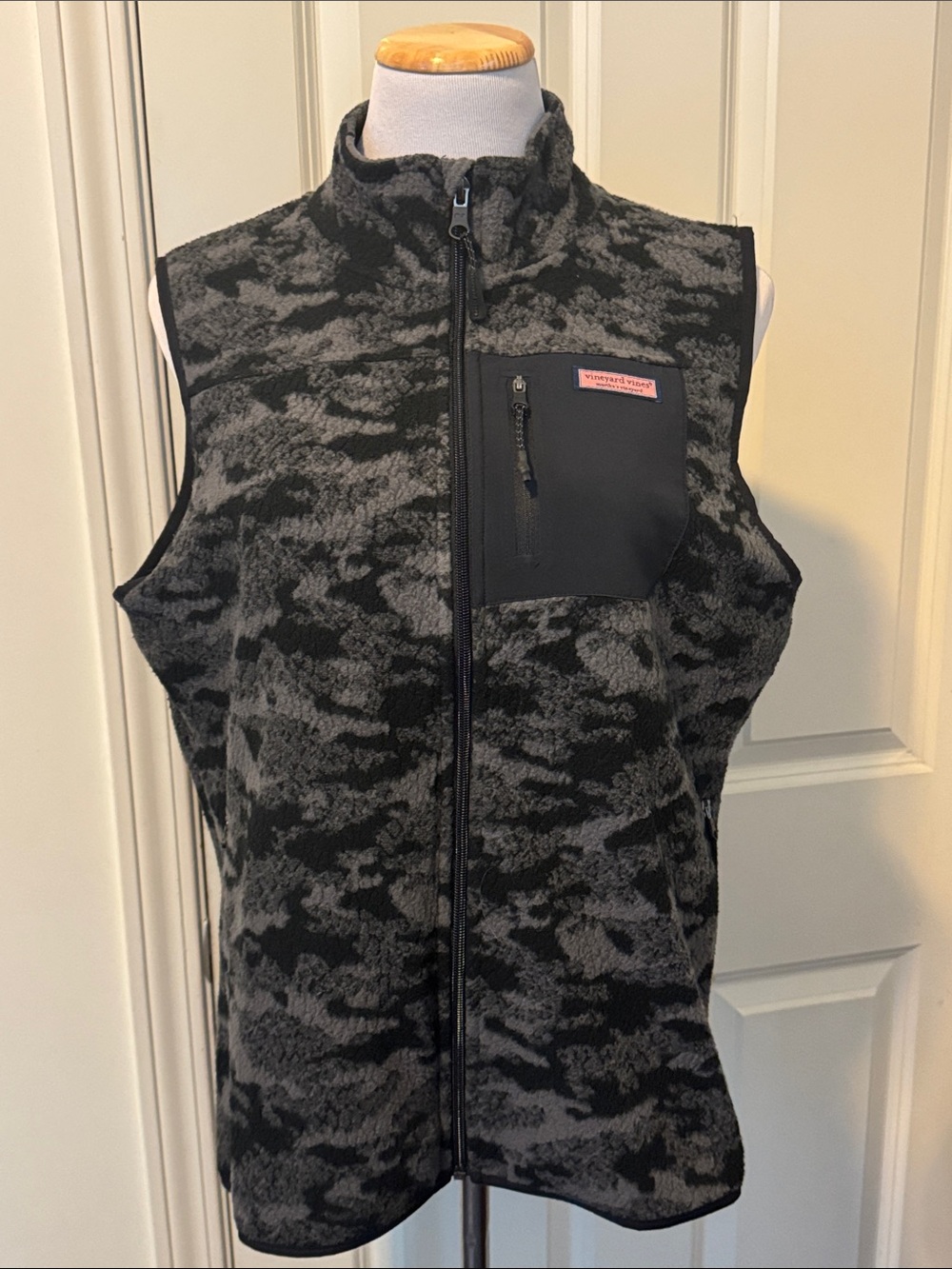 Vineyard Vines Black and Gray Camouflage Fleece Vest